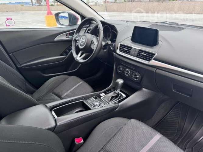 Mazda 3 2019