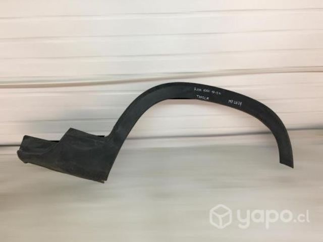 Moldura de rueda trasera lh ram 1000 2016-2022