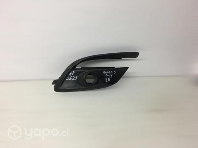 Tapa de neblinero rh mazda 