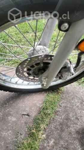 Vendo moto yamaha año 2023