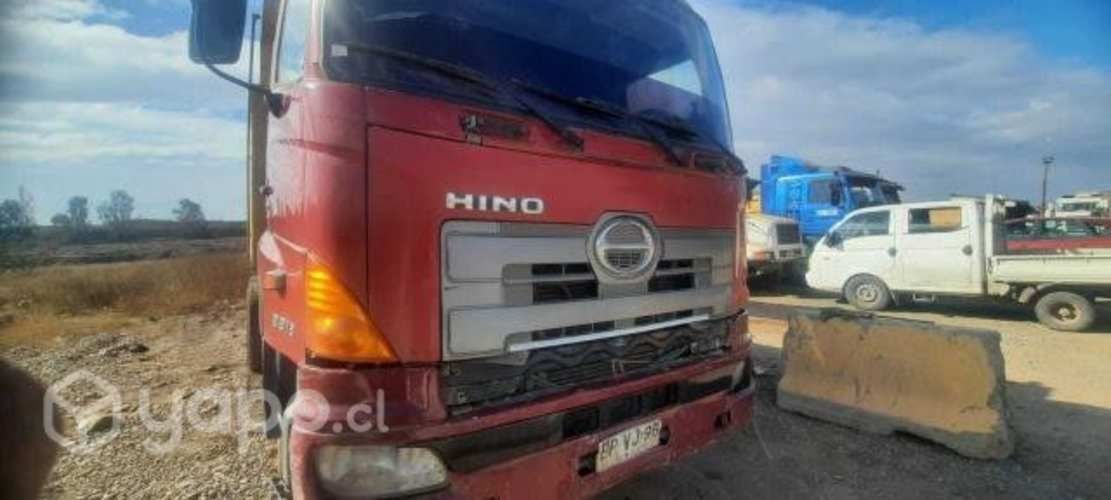 Camion Tolva Hino 700 2008