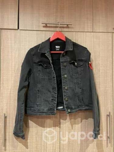 Chaqueta mezclilla Mossimo (talla L)
