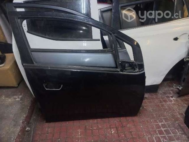 Puerta delantera derecha chevrolet spark gt 2014