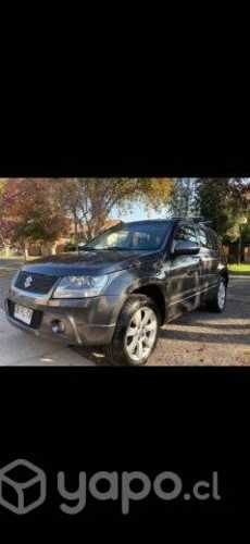 Suzuki grand nomade 2011