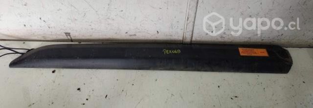 Moldura Inferior Ext pta del izq (PEX069) Expert 2