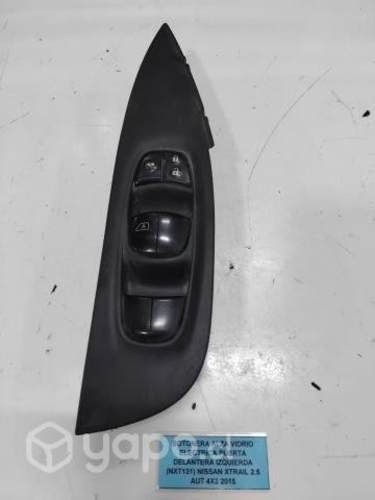 Botonera Alza Vidrio Eléct Puerta Dela Izq Nissan