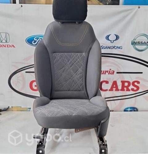 Butaca delantera izquierda DFM AX4 2020