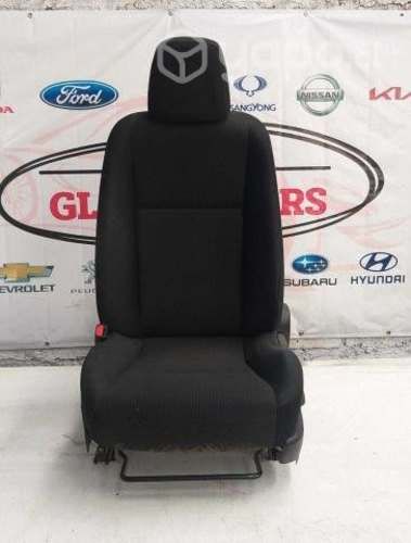 Butaca delantera izquierda TOYOTA RAV4