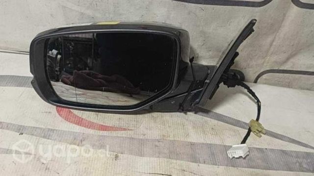 Espejo retrovisor DLH con la base reventada. HONDA