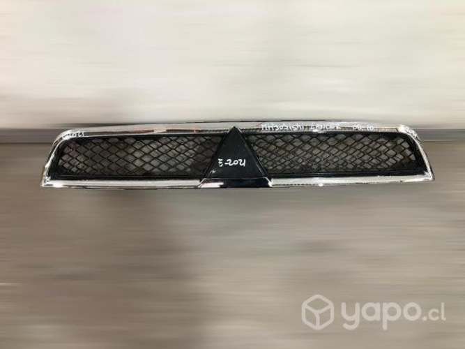 Mascara mitsubishi lancer 2008-2010