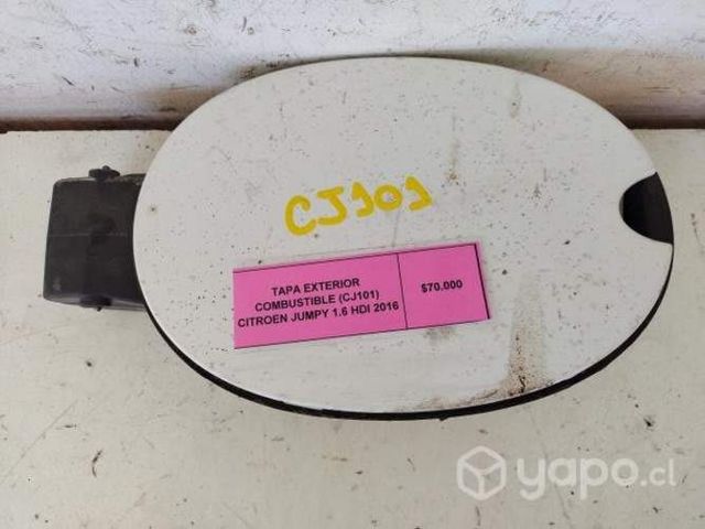 Tapa Exterior Combustible (CJ101) Citroen Jumpy