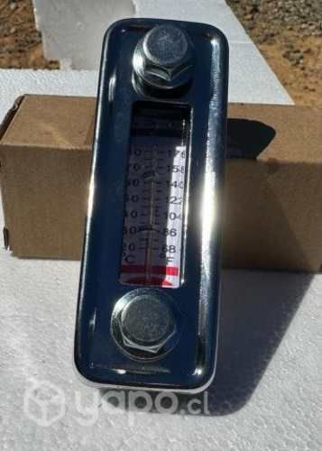 Medidor de nivel y temperatura de estanque