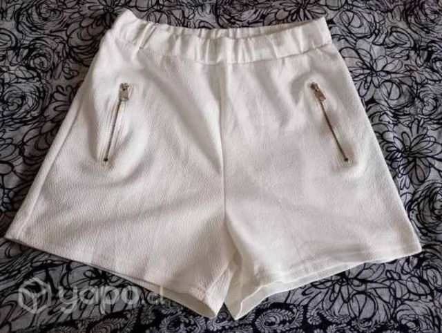 Short blanco
