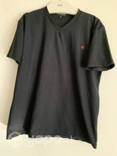 Polera hombre talla L negra, metros Tobalaba