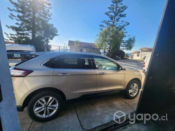 Ford edge titaniun