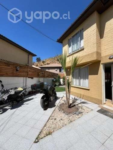 Venta de Casa en Condominio Cerro Rucahue