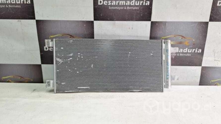 Radiador Aire Tracker 2021 a 2024 2.1