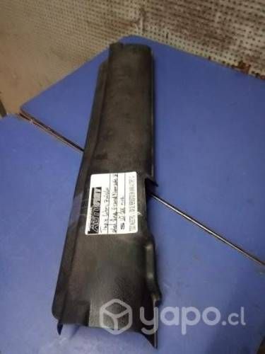 Cubre zocalo delant izq Suzuki Grand Nomade 2016