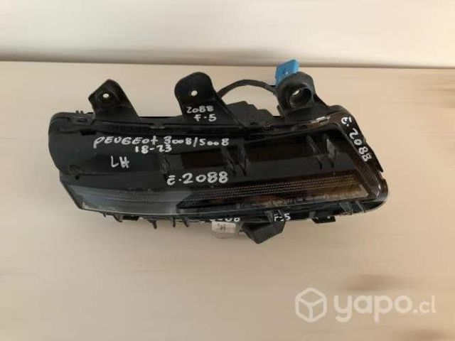 Neblinero rh peugeot  2018-2023
