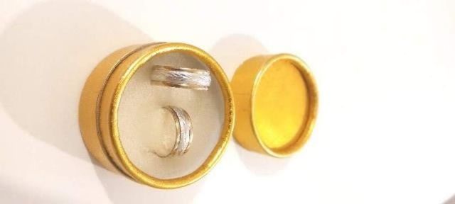 Anillos de compromiso nuevos