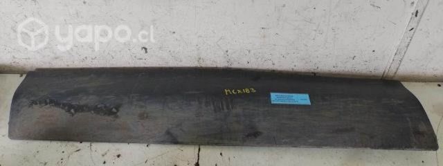 Moldura Exterior Inf Puerta Del (MCX183) CX9 3.7