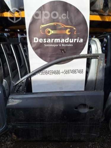 Puerta versa 2012 a 2019 delantera Lh 2.1
