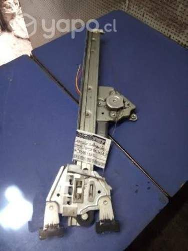 Cremallera alzavidrio tras izq Grand Nomade 2016