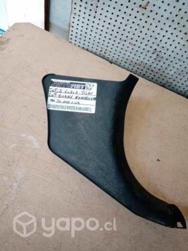 Tapiz cubre pilar delant inf der Grand Nomade 2016