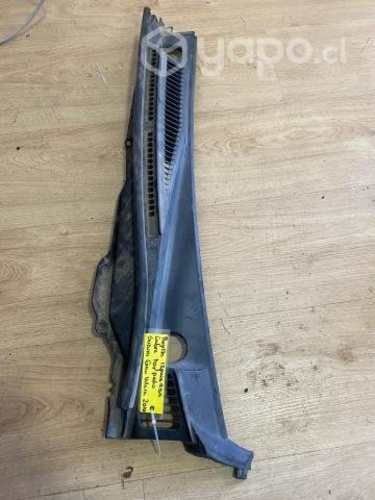 Rejilla izquierda cubre torpedo Suzuki Gran Vitara
