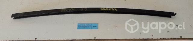 Riel Vidrio Puerta Tras Der (SGN077) Grand Nomade