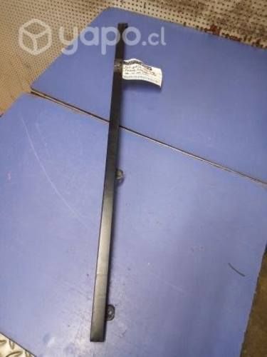 Riel puerta trasera izquierda Grand Nomade 2016