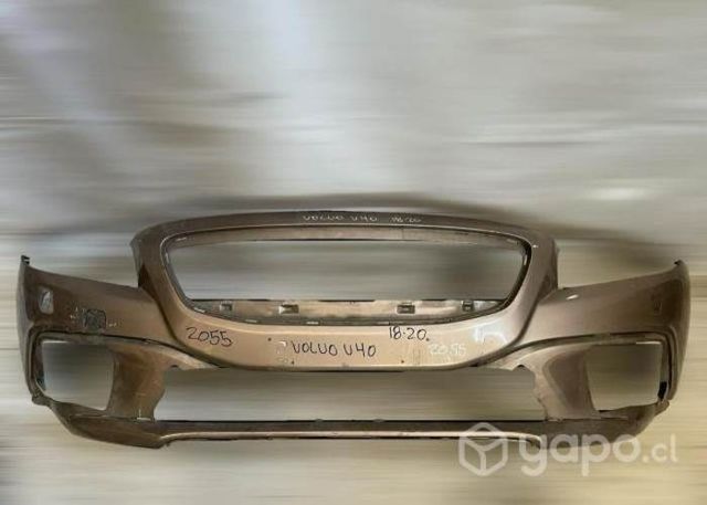 Parachoque delantero volvo v
