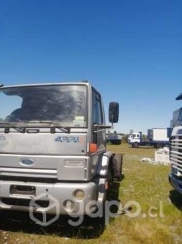 Tracto Ford cargo 4331