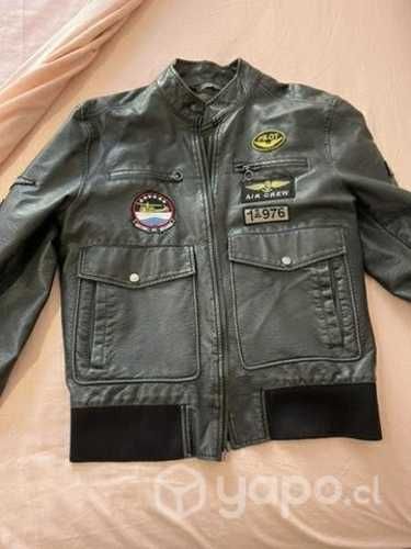 Chaqueta de cuero marca Zara tipo Piloto talla L