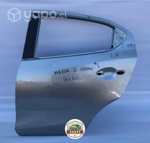 Puerta mazda 2