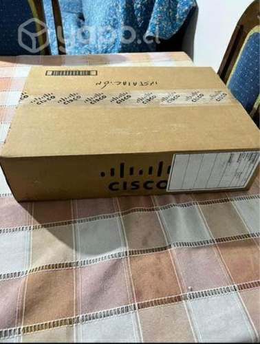 Router cisco modelo 881