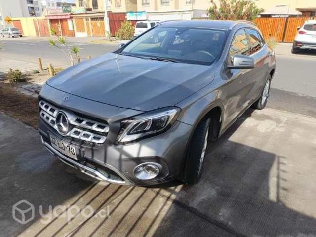 Mercedes Benz GLA200D 2017