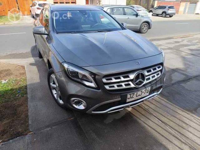 Mercedes Benz GLA200D 2017