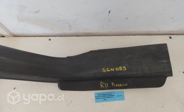 Tapiz Cubre Zocalo Tras Der (SGN089) Grand Nomade