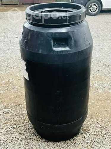 Bidones / 250litros aprox