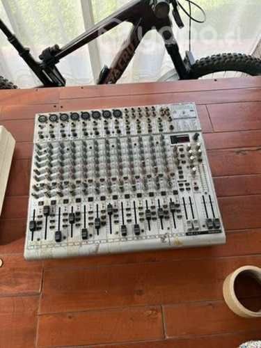 Mezcladora behringer Eurorack ub2222kx-pro