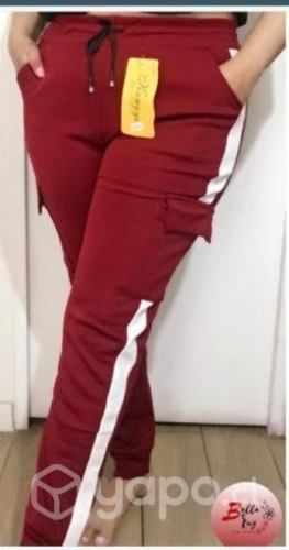 Jogger cargo forrado con polar