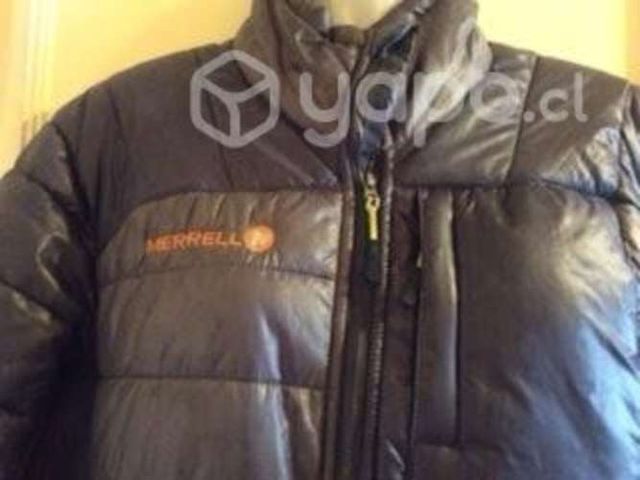 Parka marca merrel talla m gris como nueva