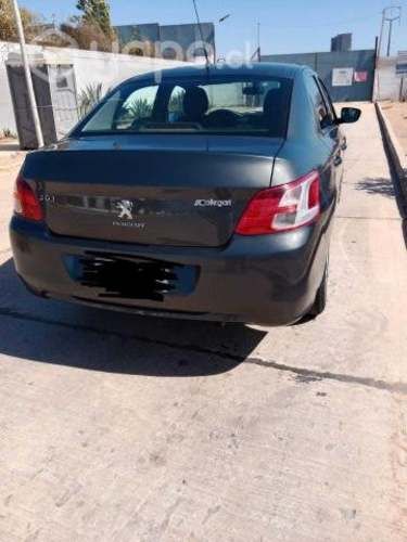 Peugeot 301