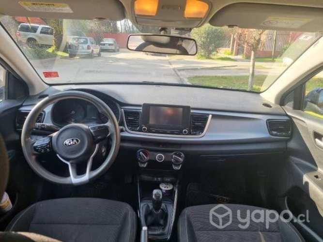 KIA MOTORS RIO, año 2020