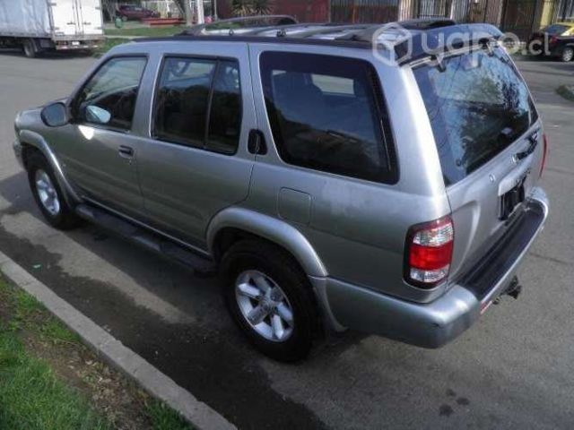 Nissan pathfinder 2004
