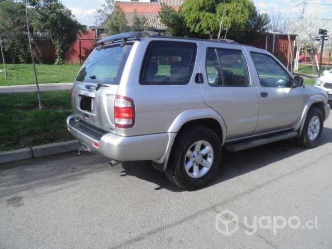 Nissan pathfinder 2004