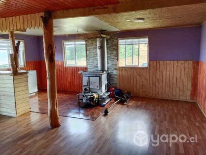 Vendo parcela con casa