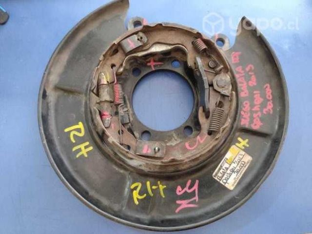 Balatas rueda trasera derecha Nissan Qashqai 2011