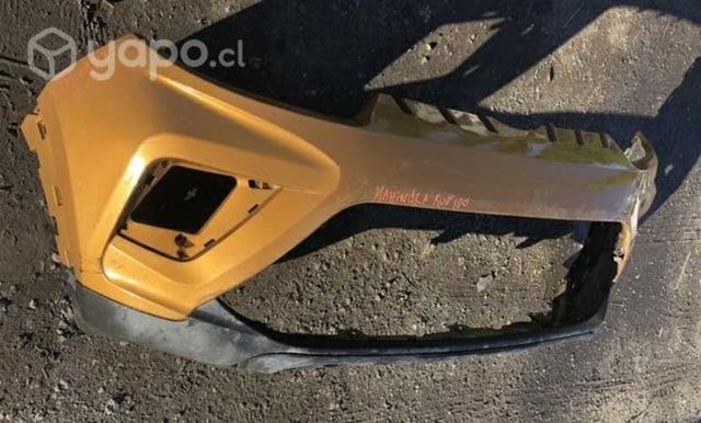 Parachoque mahindra kuv 100